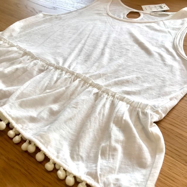 Camiseta con borlas - sin estrenar