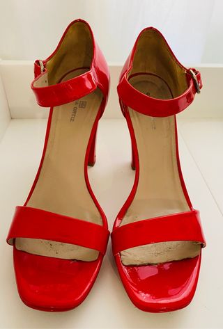Sandalias Gloria Ortiz de segunda mano en WALLAPOP