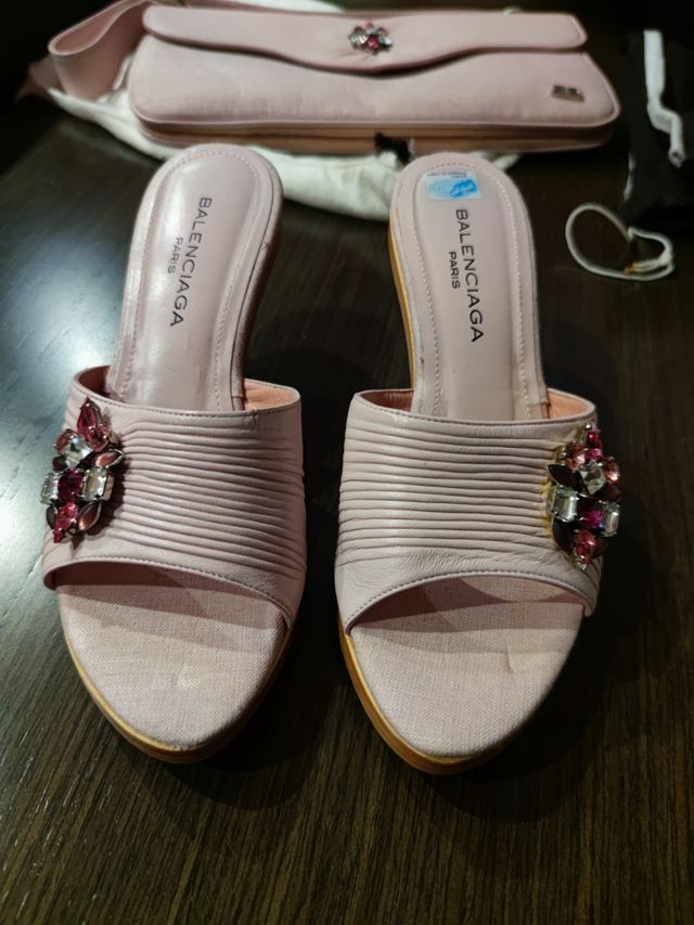 Conjunto bolso y zapatos Balenciaga