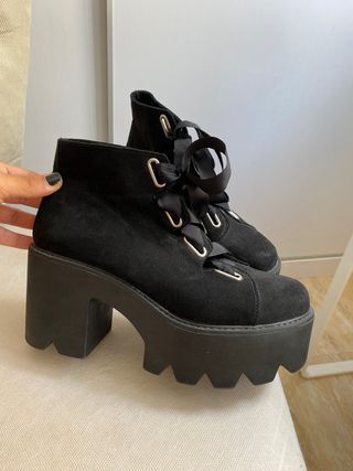Botines Pull and Bear de segunda mano en WALLAPOP