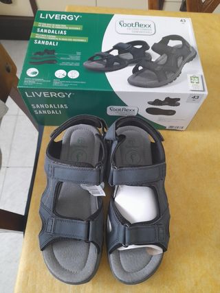 Sandalias hombre livergy talla 43 de segunda mano por 12 EUR en Madrid en  WALLAPOP