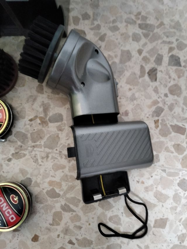 LIMPIADOR DE ZAPATOS !!