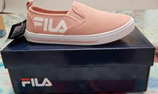 Zapatillas Fila talla 31 de segunda mano por 12 EUR en Córdoba en WALLAPOP