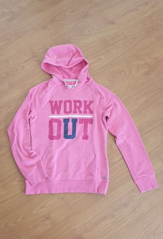 Sudadera de Decathlon y Camiseta Fila de segunda mano por 6 EUR en Albacete  en WALLAPOP