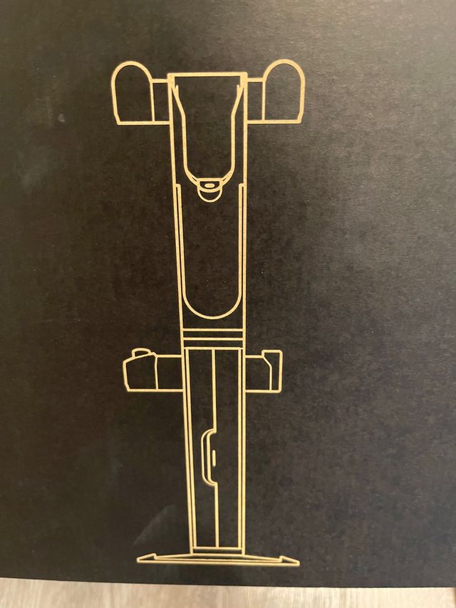 Estación de carga y almacenaje Dyson V10