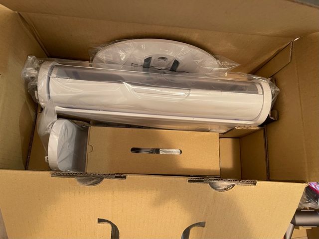 Estación de carga y almacenaje Dyson V10