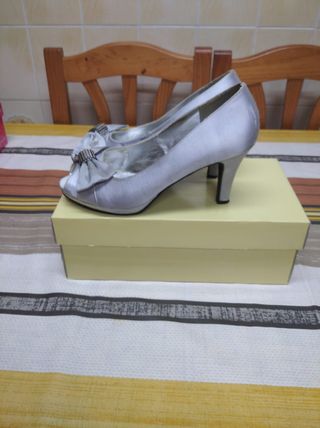 Zapatos de fiesta de gala de segunda mano en WALLAPOP