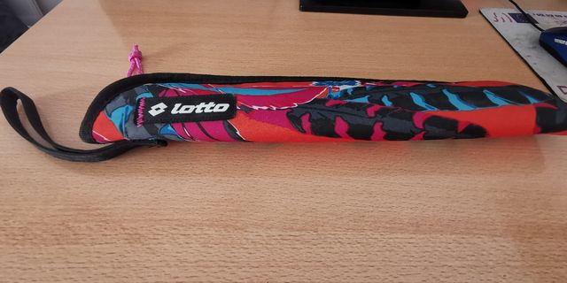 Flauta Honhner con accesorios.