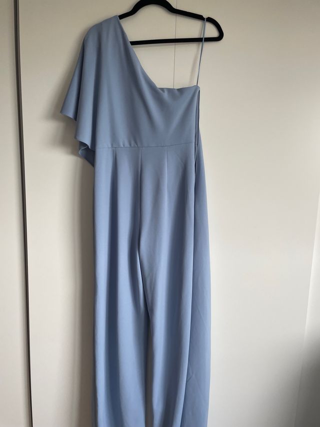 Mono de crep de seda . Adrianna Pappel