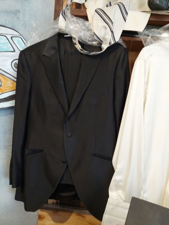 se vende traje de novio.sin estrenar