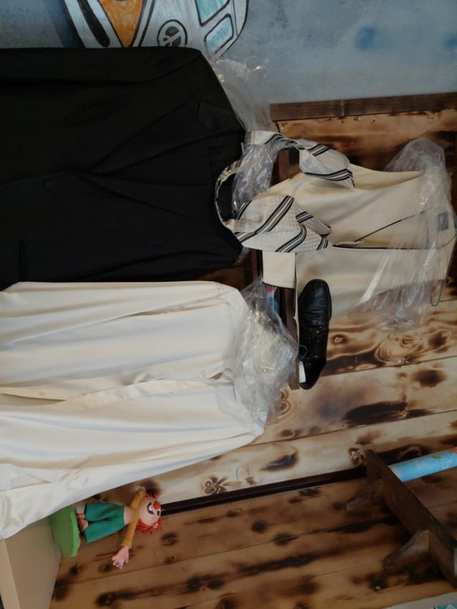 se vende traje de novio.sin estrenar