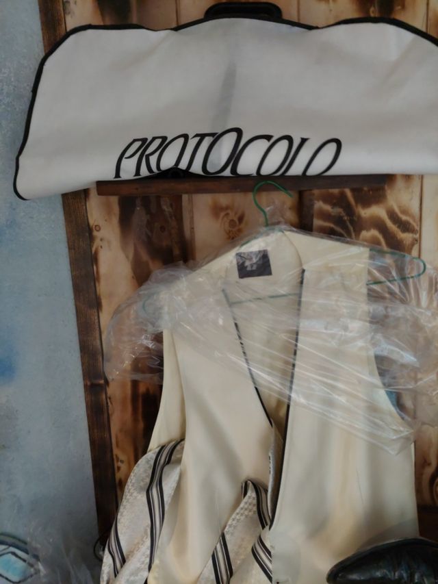 se vende traje de novio.sin estrenar