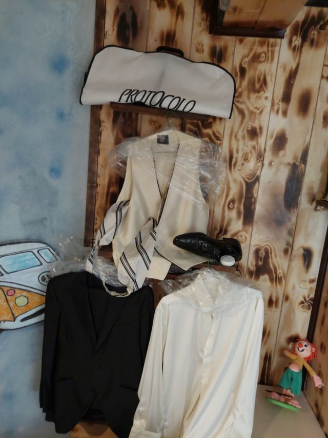 se vende traje de novio.sin estrenar