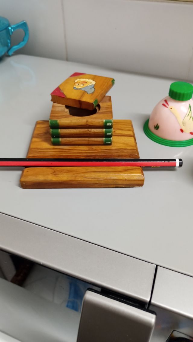 Tinteros muy antiguos.Dificil  de encontrar.