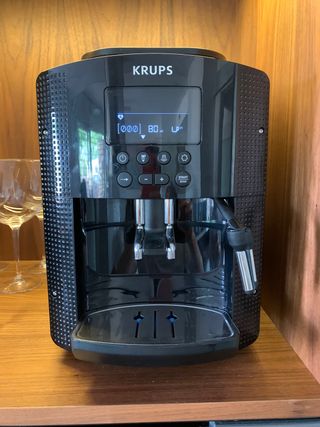 Cafetera Krups superautomática de segunda mano en WALLAPOP