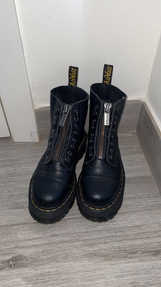 Botas Martens plataforma de segunda mano en WALLAPOP