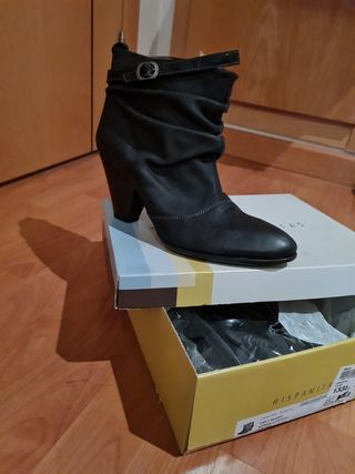 Botines para mujer hispanitas de segunda mano en WALLAPOP