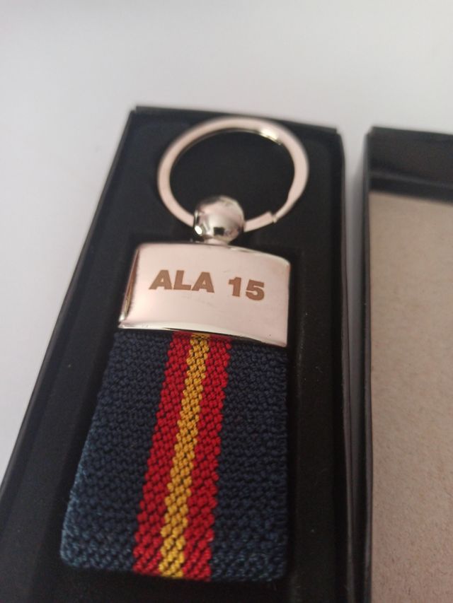Llavero ala 15