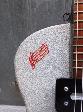 Guitarra electrica Jomadi años 60 vintage de segunda mano por 290 EUR en  Barcelona en WALLAPOP