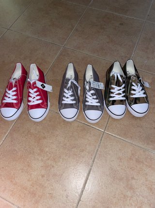 Zapatillas lona tipo converse talla 36 NUEVAS de segunda mano por 8 EUR en  Torrejón de la Calzada en WALLAPOP