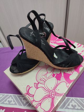 Sandalias esparto negras de segunda mano en WALLAPOP