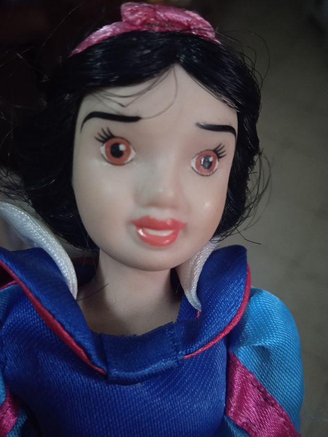 muñeca de porcelana