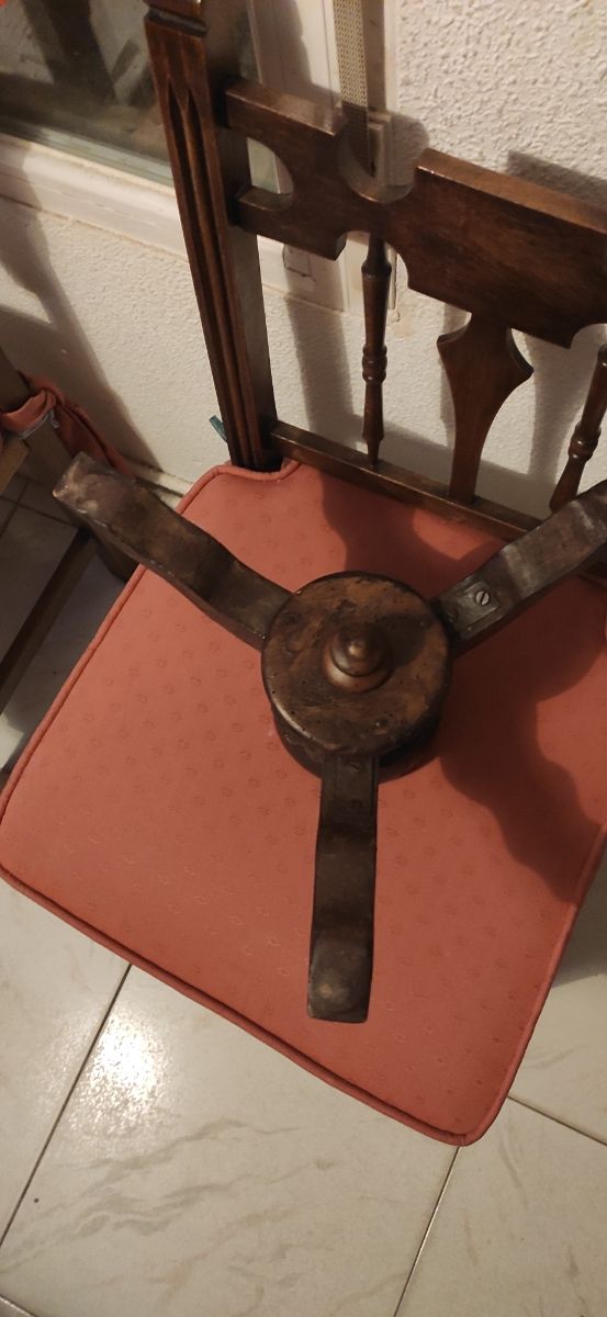 muy antiguo, restaurado