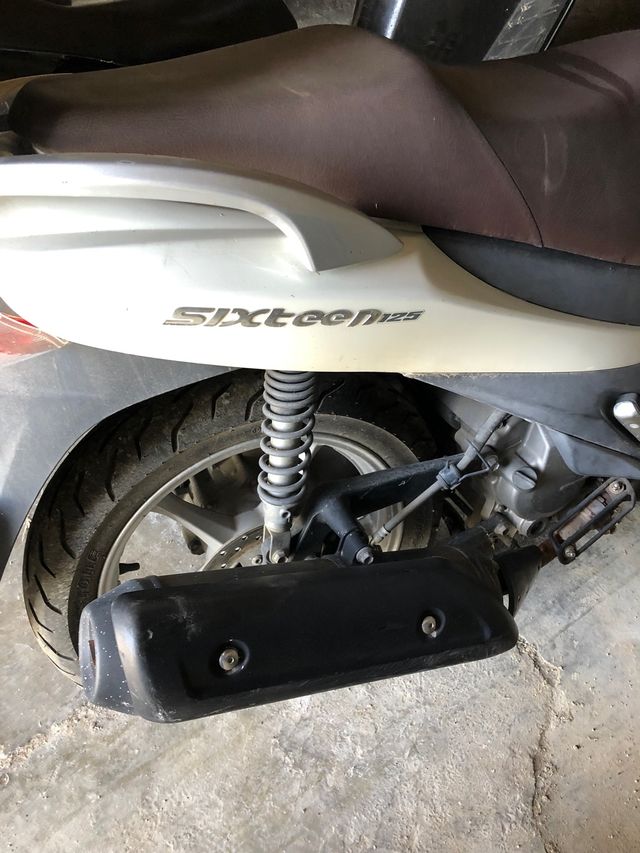 Despiece suzuki sixteen 125cc