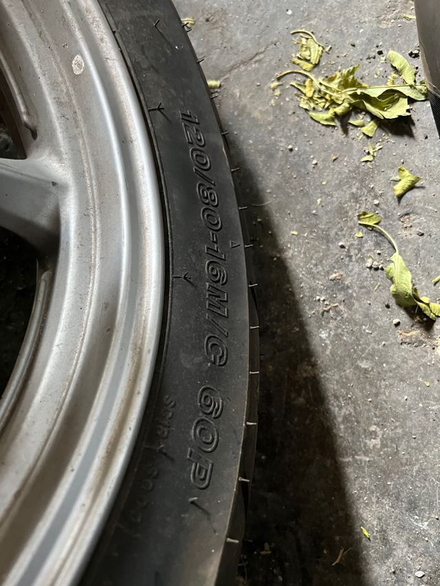 Despiece suzuki sixteen 125cc