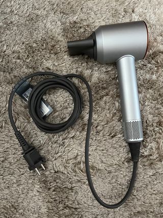 Secador Dyson de segunda mano en WALLAPOP