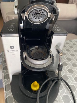 Cafetera Nespresso Citiz de segunda mano en WALLAPOP