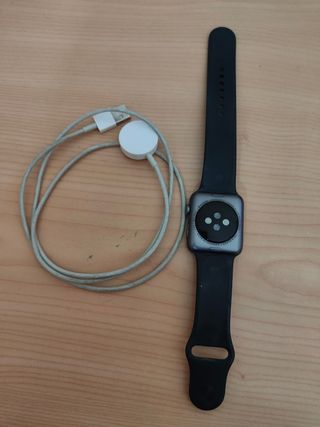 Apple watch 3 segunda mano en Santiago de Compostela en WALLAPOP