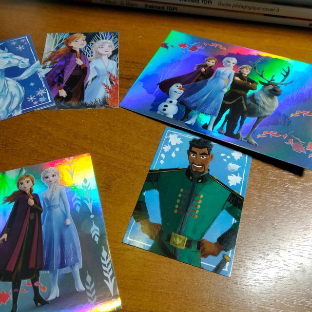 figurine cartoline frozen