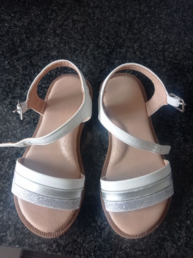 Sandalias niña.