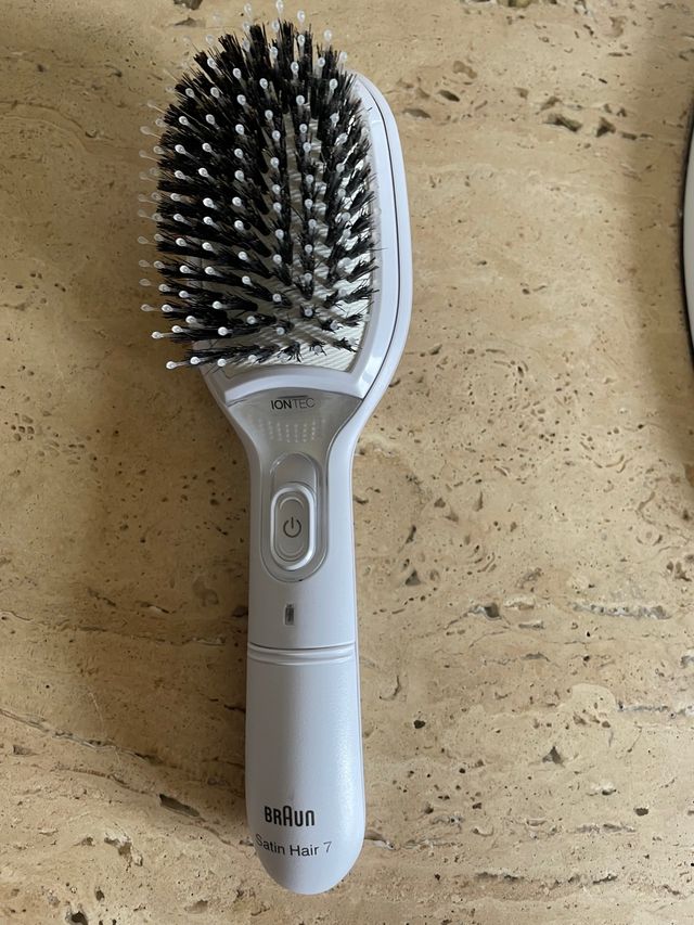 Cepillo irónico Braun