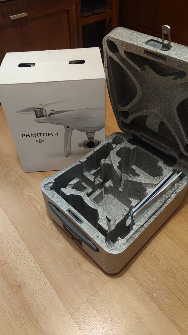 Dron DJI Phantom 4 NUEVO