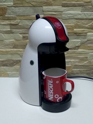 Cafetera Dolce Gusto Piccolo de segunda mano en WALLAPOP