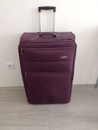 Maleta de viaje de segunda mano en Madrid en WALLAPOP