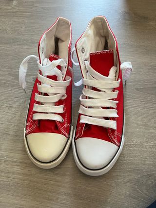 Converse rojas de segunda mano en WALLAPOP