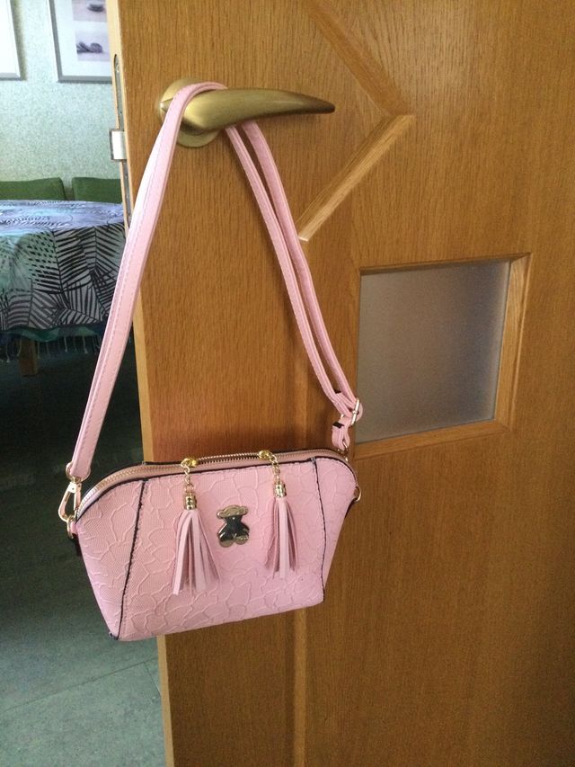 PRECIOSO BOLSO NUEVO