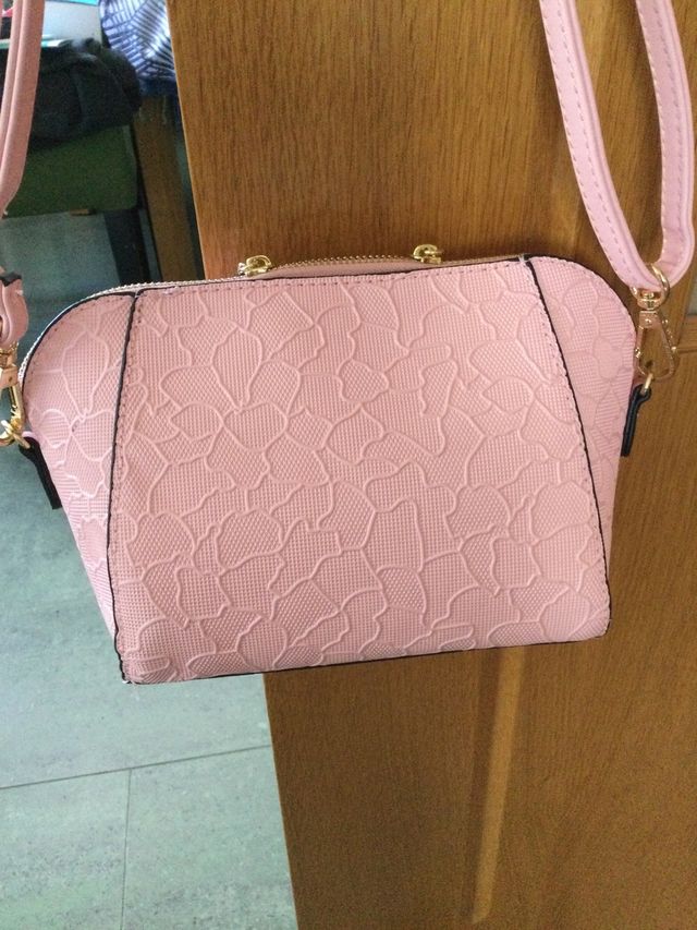 PRECIOSO BOLSO NUEVO