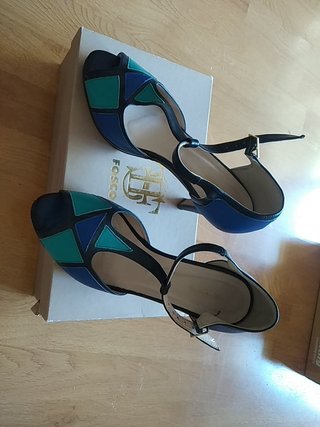 Zapatos de fiesta de segunda mano en WALLAPOP