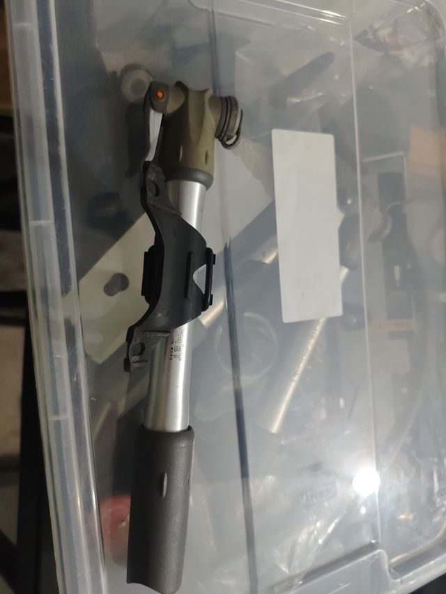 Bomba bici telescópica nueva