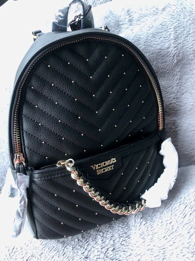 Mini mochila negra victoria secret nueva