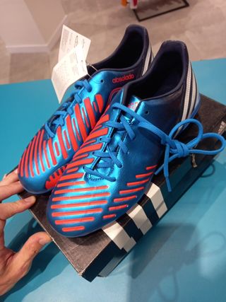 Botas de fútbol de piel de segunda mano en WALLAPOP