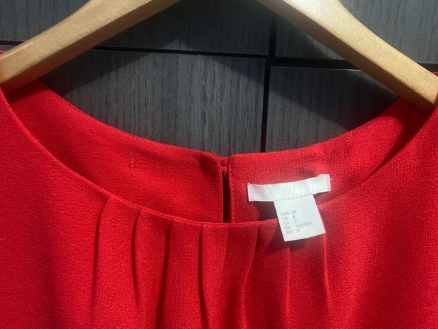 VESTIDO PARA CUALQUIER OCASIÓN H&M