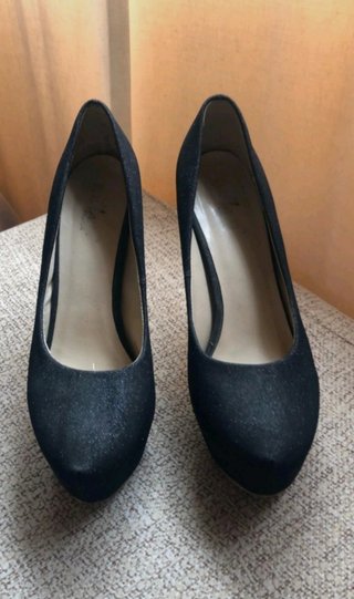 Zapatos de fiesta de segunda mano en WALLAPOP