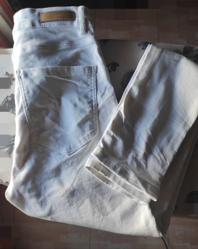 vaquero blanco,ajustados