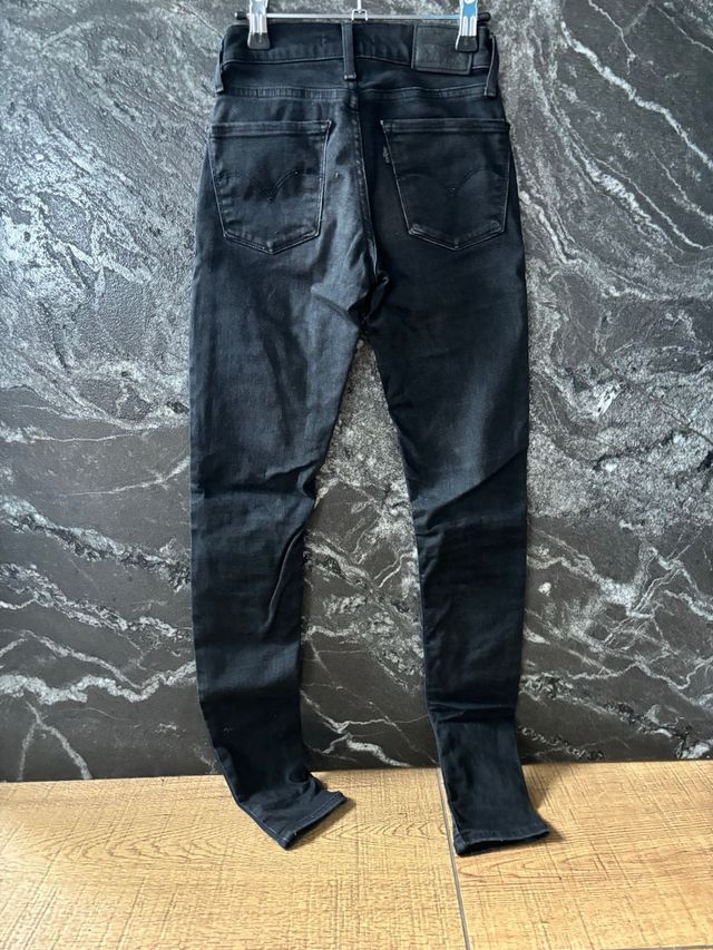 Vaquero niña Levis 710 super skinny pitillo