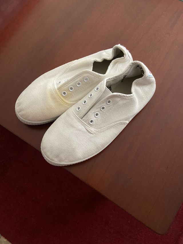 Zapatillas, número 36